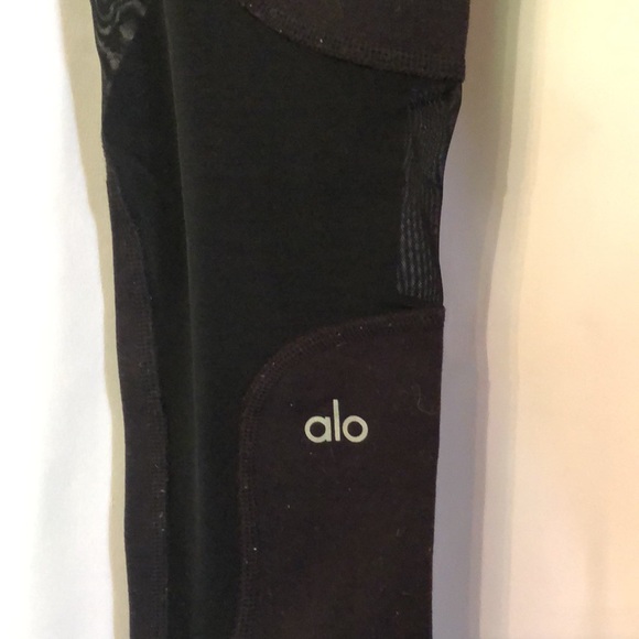 Alo Coast Legging - Picture 6 of 6